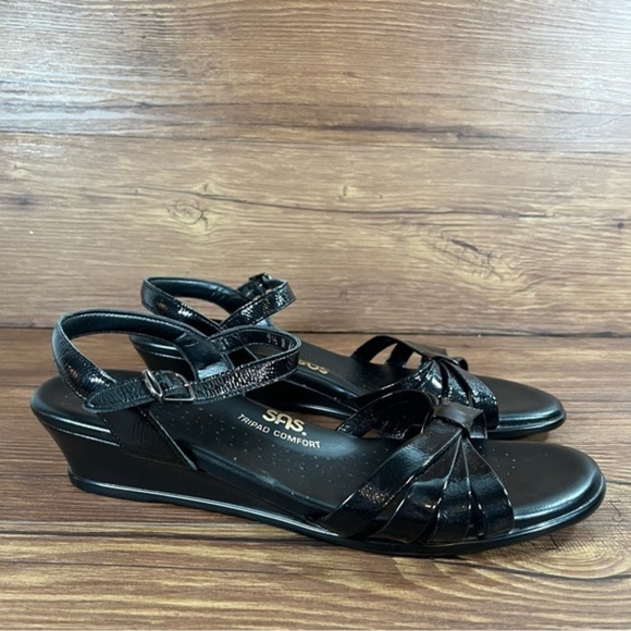SAS Strappy Black Leather Sandals Women’s Size 9.5N - Picture 1 of 8